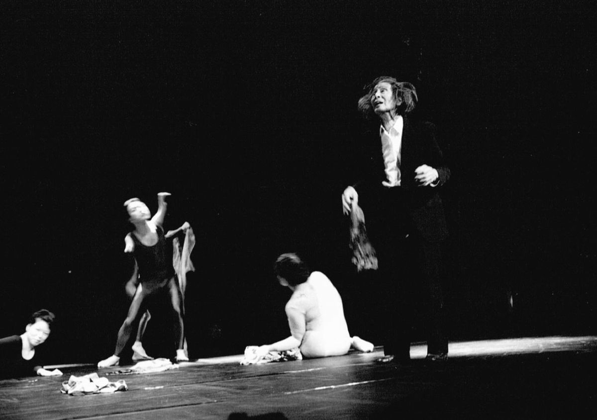 「宇宙と遊ぶ」舞台